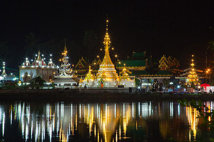 泰國泰北湄宏順府-Wat Jong Kham & Wat Jong Klang